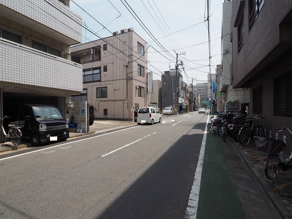 クリスタルパレス中板橋　前面道路